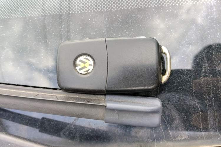 Used Volkswagen Polo 2016 1.4L Manual Fashion Model Vehicle Key
