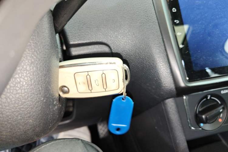 Used Volkswagen Polo 2016 1.6L Automatic Comfort Model Vehicle Key