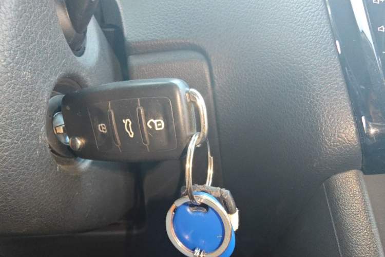 Used Volkswagen Polo 2016 1.6L Automatic Comfort Model Vehicle Key