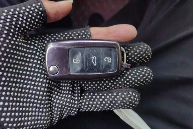 Used Volkswagen Polo 2016 1.6L Automatic Comfort Model Vehicle Key