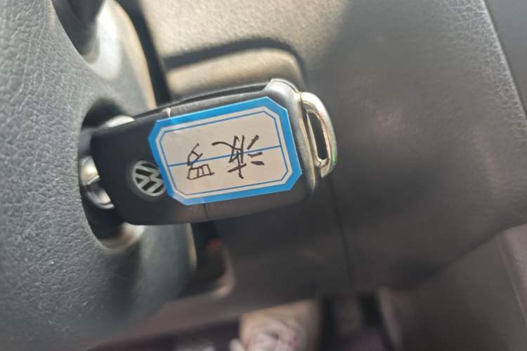 Used Volkswagen Polo 2016 1.4L Manual Fashion Model Vehicle Key