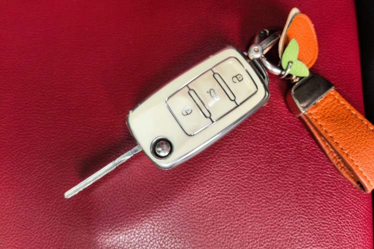 Used Volkswagen Polo 2016 1.6L Automatic Comfort Model Vehicle Key