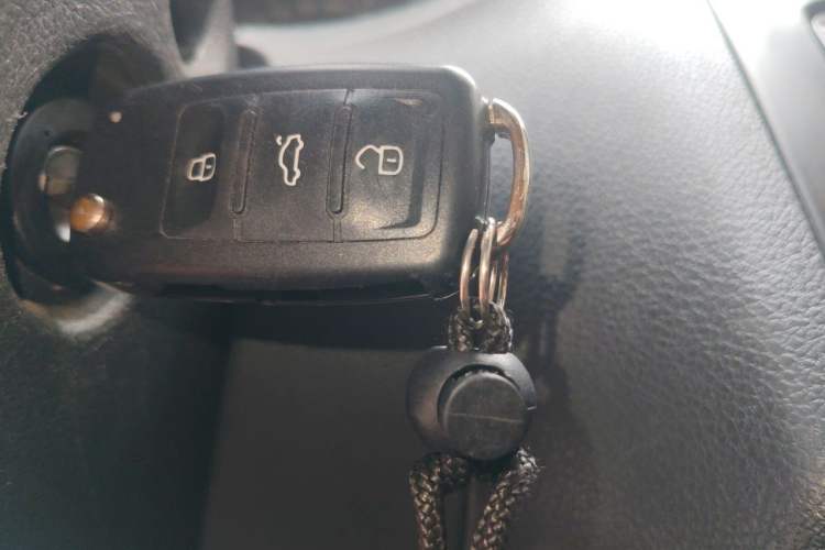 Used Volkswagen Polo 2016 1.6L Automatic Comfort Model Vehicle Key