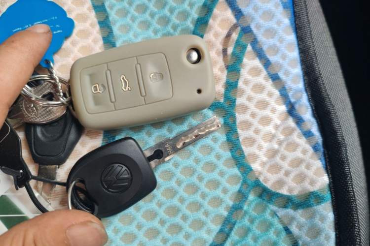 Used Volkswagen Polo 2016 1.6L Automatic Comfort Model Vehicle Key