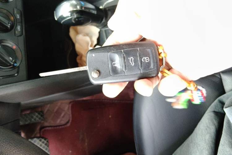 Used Volkswagen Polo 2016 1.4L Automatic Trendy Model Vehicle Key