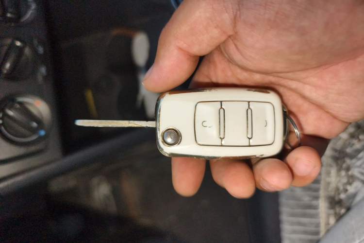 Used Volkswagen Polo 2016 1.4L Manual Fashion Model Vehicle Key