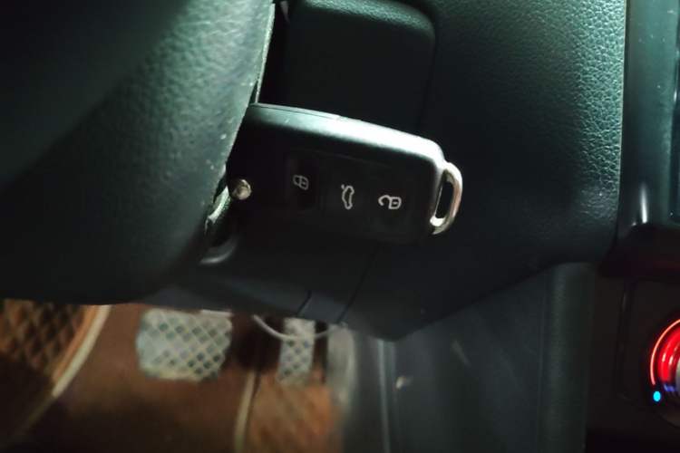 Used Volkswagen Polo 2016 1.4L Automatic Trendy Model Vehicle Key