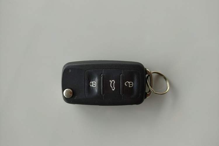 Used Volkswagen Polo 2016 1.6L Automatic Comfort Model Vehicle Key