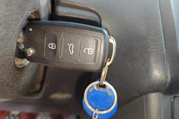 Used Volkswagen Polo 2016 1.4L Manual Fashion Model Vehicle Key