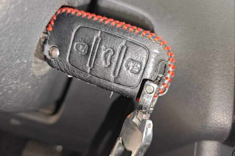 Used Volkswagen Polo 2016 1.4L Automatic Trendy Model Vehicle Key