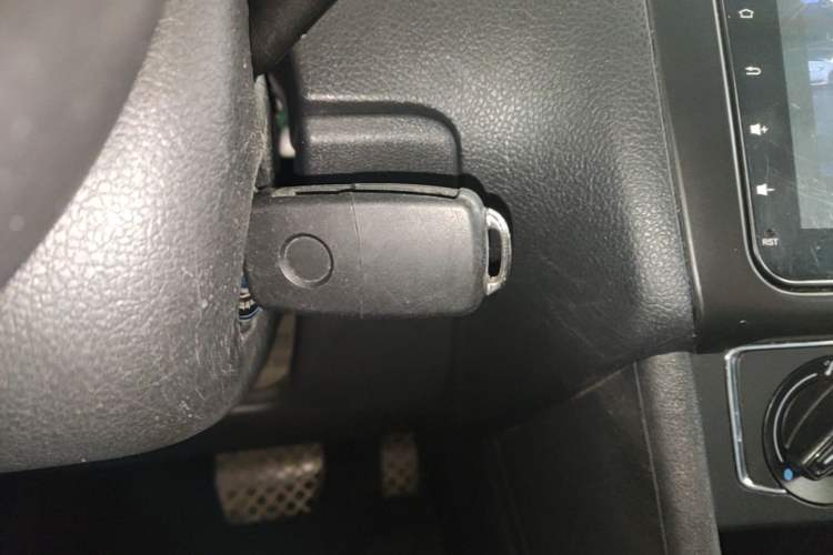 Used Volkswagen Polo 2016 1.6L Automatic Comfort Model Vehicle Key