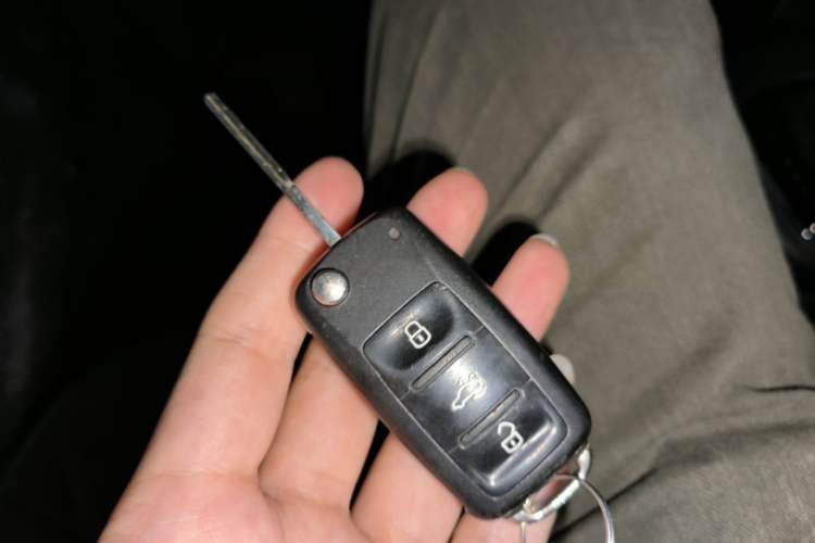 Used Volkswagen Polo 2016 1.6L Automatic Comfort Model Vehicle Key
