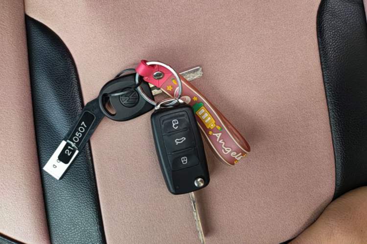 Used Volkswagen Polo 2016 1.6L Automatic Comfort Model Vehicle Key