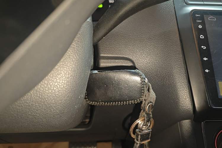 Used Volkswagen Polo 2016 1.6L Automatic Comfort Model Vehicle Key