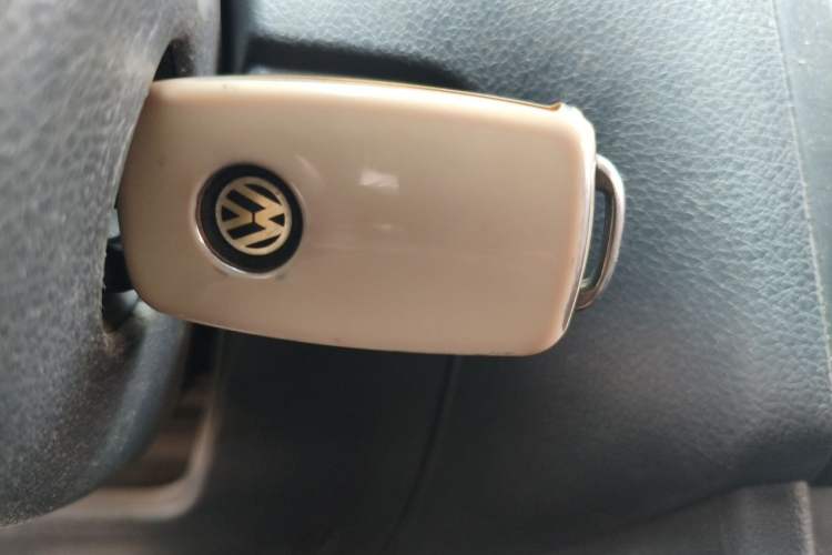 Used Volkswagen Polo 2016 1.4L Manual Fashion Model Vehicle Key