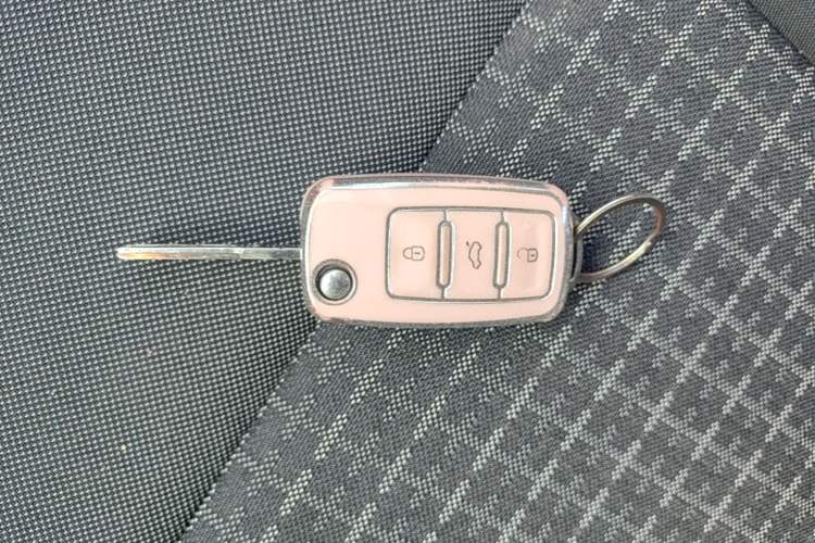Used Volkswagen Polo 2016 1.6L Automatic Comfort Model Vehicle Key