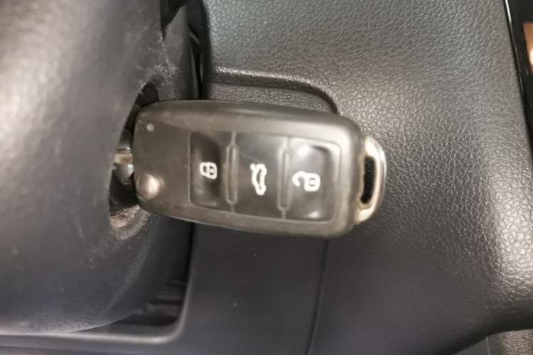Used Volkswagen Polo 2016 1.6L Automatic Comfort Model Vehicle Key