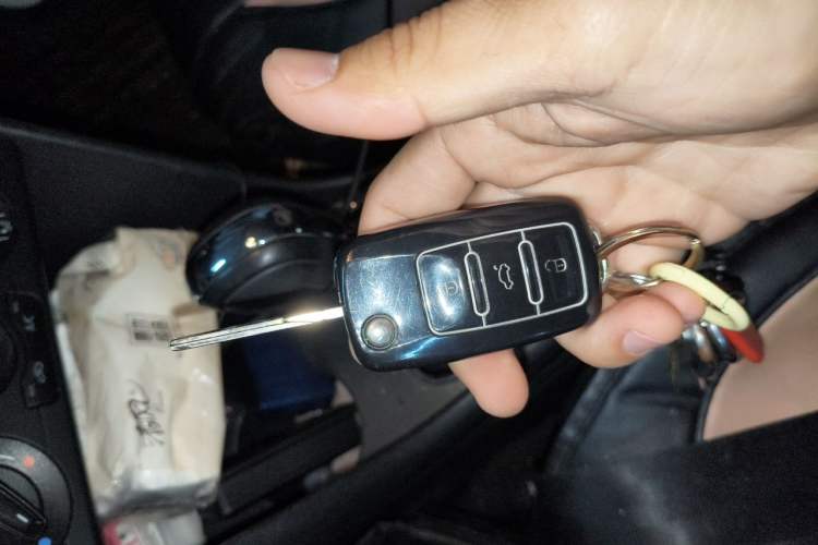Used Volkswagen Polo 2016 1.6L Automatic Comfort Model Vehicle Key