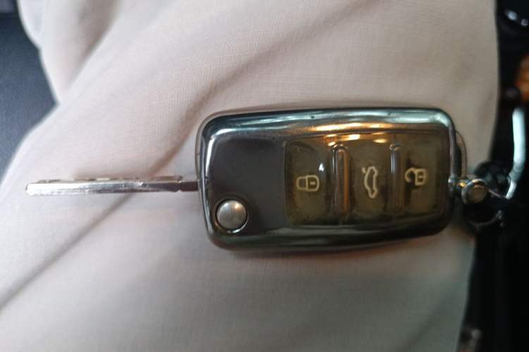 Used Volkswagen Polo 2016 1.6L Automatic Comfort Model Vehicle Key