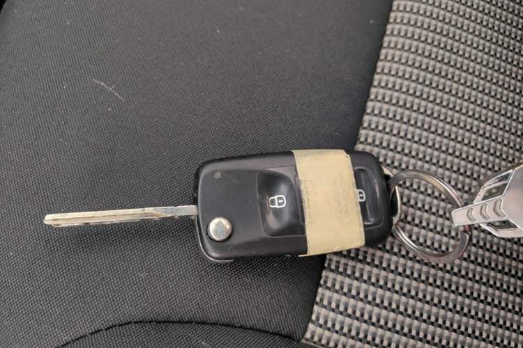 Used Volkswagen Polo 2016 1.4L Manual Fashion Model Vehicle Key