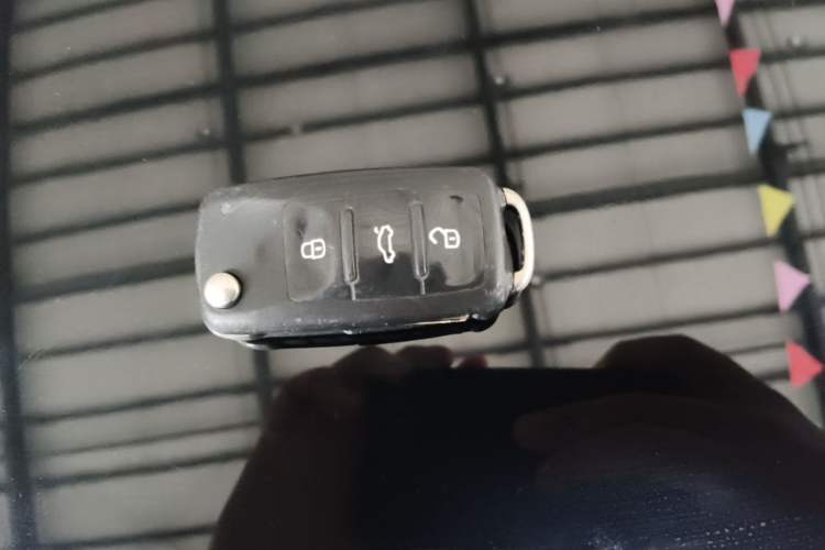 Used Volkswagen Polo 2016 1.6L Automatic Luxury Model Vehicle Key