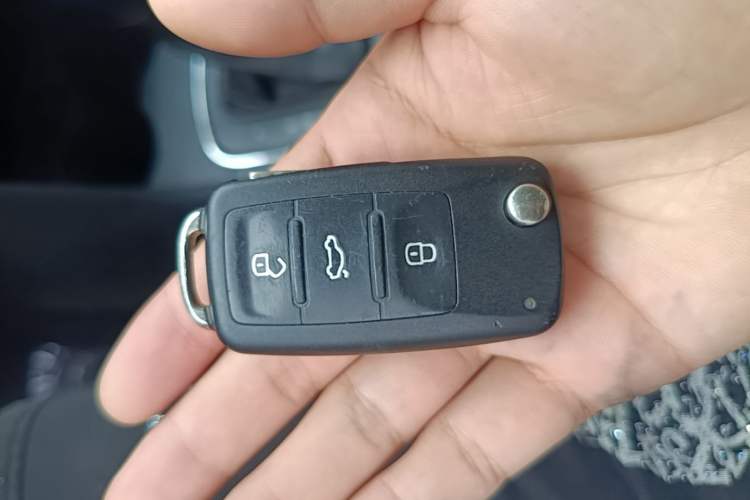 Used Volkswagen Polo 2016 1.4L Automatic Trendy Model Vehicle Key