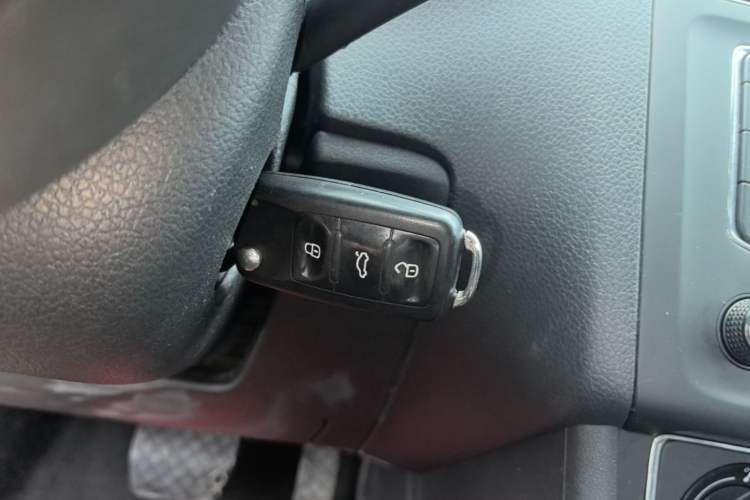 Used Volkswagen Polo 2016 1.6L Automatic Comfort Model Vehicle Key