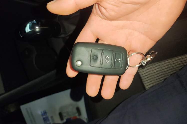 Used Volkswagen Polo 2016 1.4L Automatic Trendy Model Vehicle Key