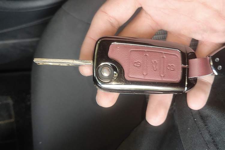 Used Volkswagen Polo 2016 1.4L Manual Fashion Model Vehicle Key
