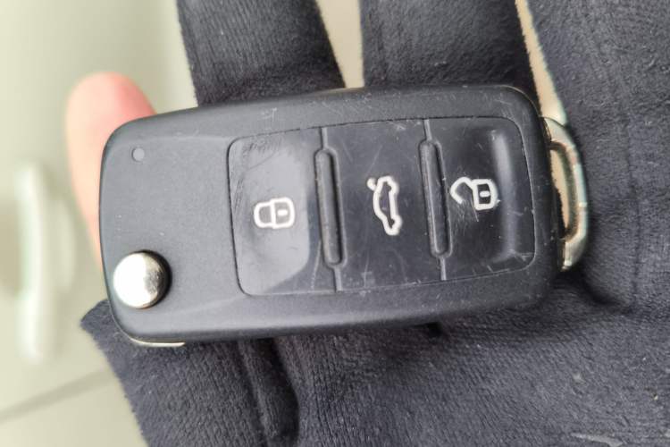 Used Volkswagen Polo 2016 1.4L Automatic Trendy Model Vehicle Key