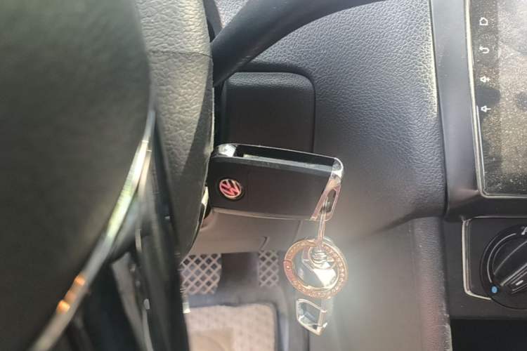 Used Volkswagen Polo 2016 1.6L Automatic Comfort Model Vehicle Key