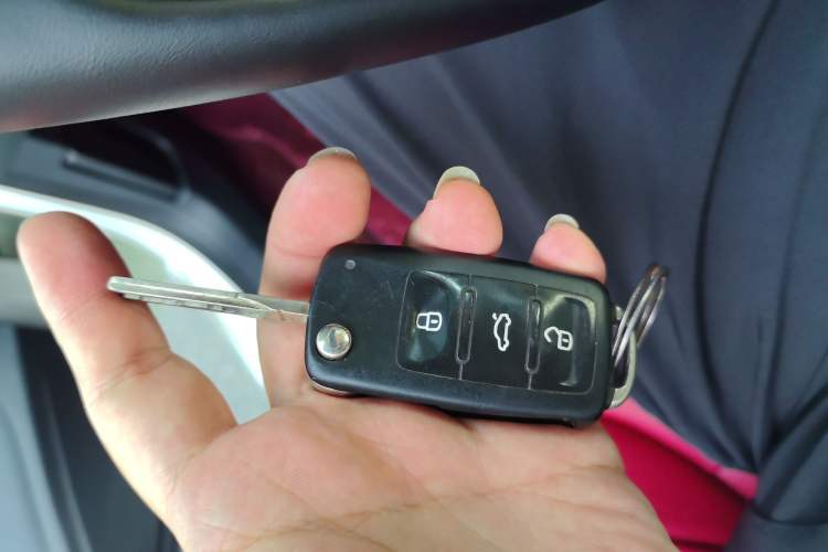 Used Volkswagen Polo 2016 1.6L Automatic Comfort Model Vehicle Key