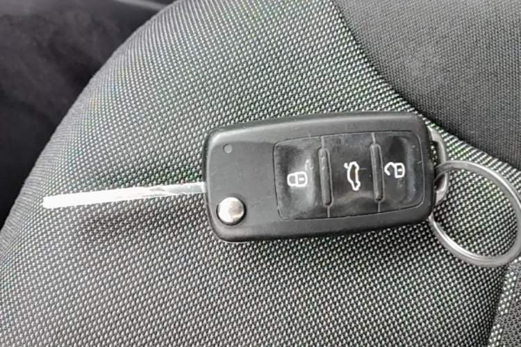 Used Volkswagen Polo 2016 1.6L Automatic Comfort Model Vehicle Key