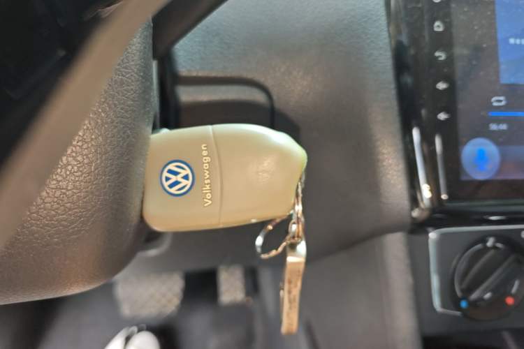 Used Volkswagen Polo 2016 1.6L Automatic Comfort Model Vehicle Key