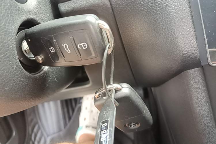 Used Volkswagen Polo 2016 1.6L Automatic Comfort Model Vehicle Key