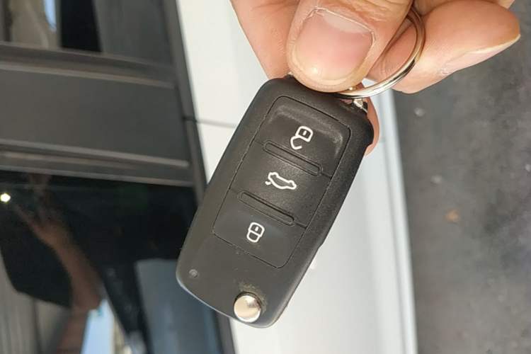 Used Volkswagen Polo 2016 1.6L Automatic Comfort Model Vehicle Key