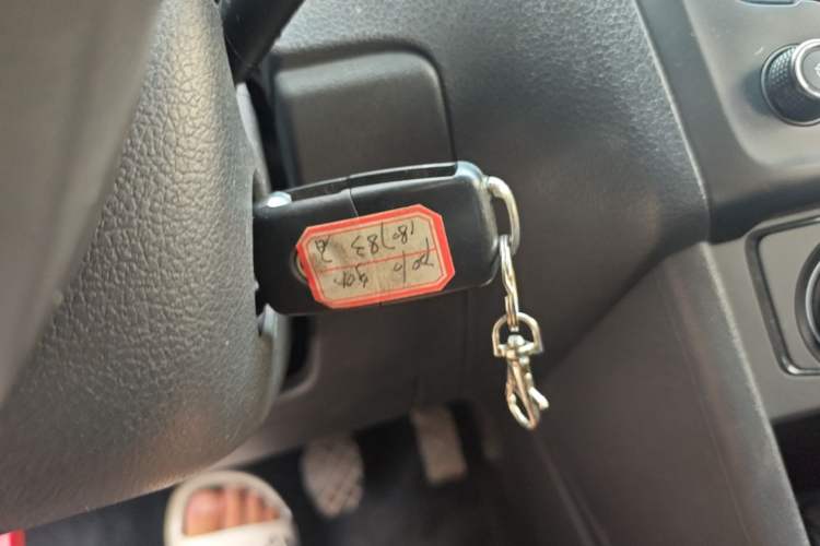 Used Volkswagen Polo 2016 1.4L Manual Fashion Model Vehicle Key