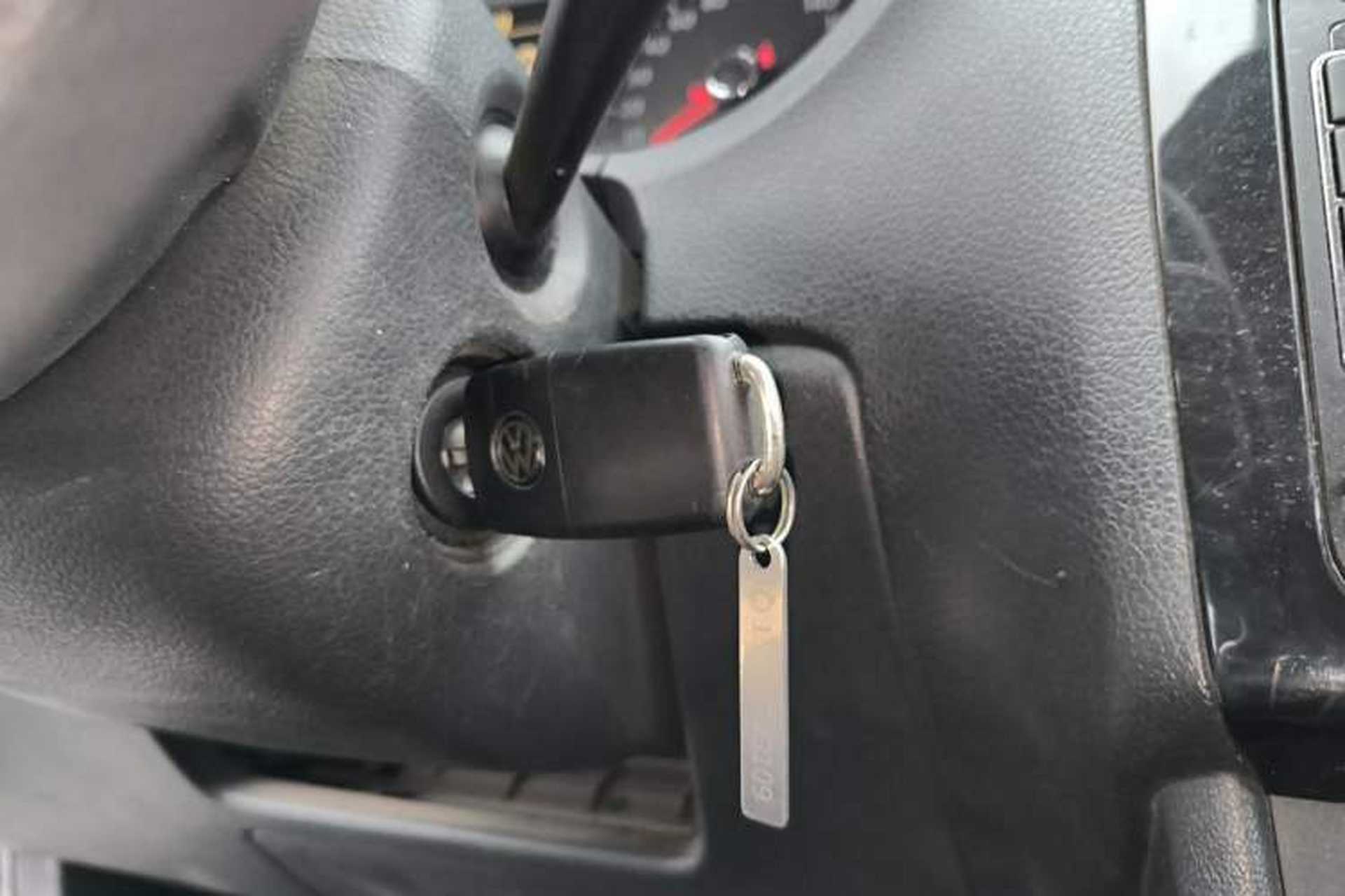 Used Volkswagen Polo 2016 1.4L Manual Fashion Model Vehicle Key
