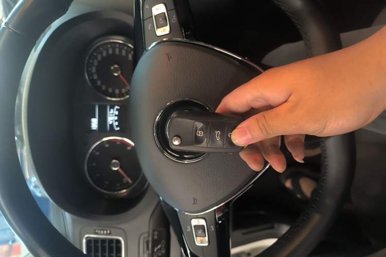 Used Volkswagen Polo 2016 1.6L Automatic Comfort Model Vehicle Key