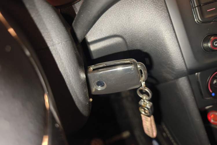 Used Volkswagen Polo 2016 1.6L Automatic Comfort Model Vehicle Key