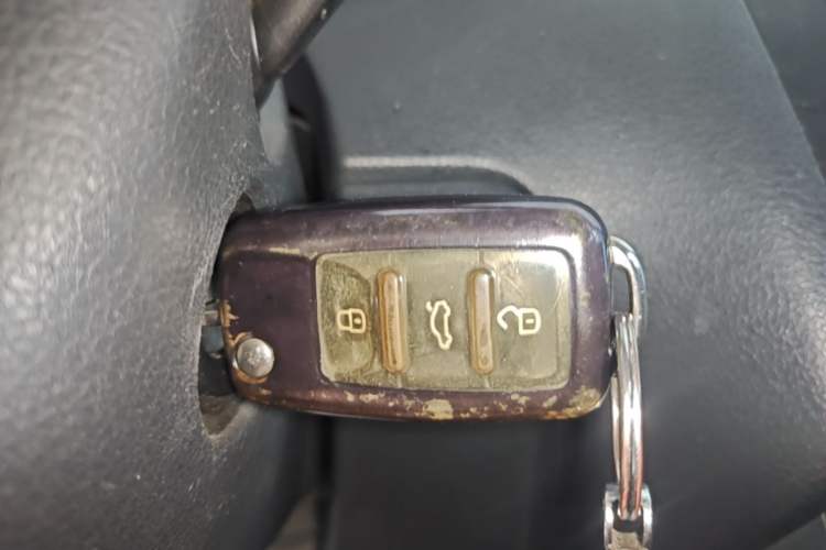 Used Volkswagen Polo 2016 1.6L Automatic Comfort Model Vehicle Key