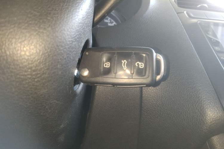 Used Volkswagen Polo 2016 1.4L Automatic Trendy Model Vehicle Key