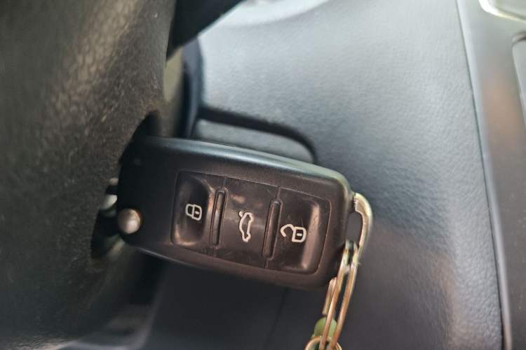 Used Volkswagen Polo 2016 1.6L Automatic Comfort Model Vehicle Key