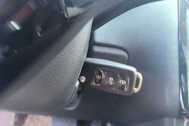 Used Volkswagen Polo 2016 1.6L Automatic Comfort Model Vehicle Key