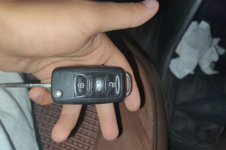 Used Volkswagen Polo 2016 1.4L Manual Fashion Model Vehicle Key