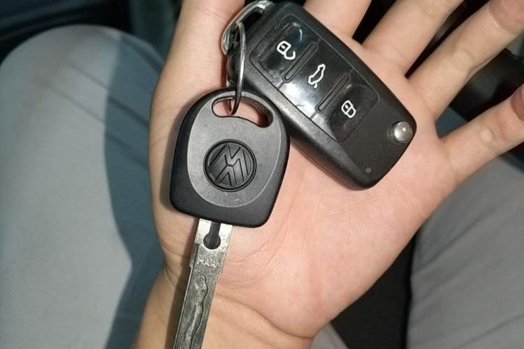 Used Volkswagen Polo 2016 1.6L Automatic Comfort Model Vehicle Key