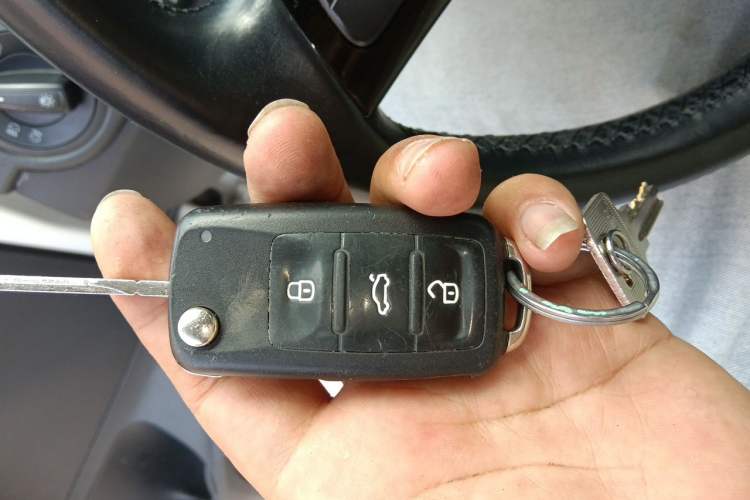Used Volkswagen Polo 2016 1.6L Automatic Comfort Model Vehicle Key
