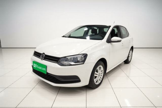 Ojetý Volkswagen Polo 2016 1.4L Automatic Trendy Model