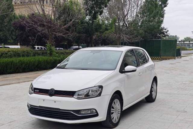 Used Volkswagen Polo 2016 1.6L Automatic Comfort Model
