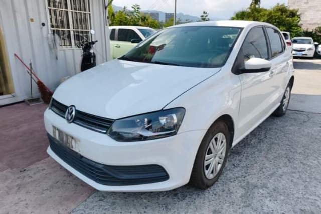 Ojetý Volkswagen Polo 2016 1.4L Manual Fashion Model